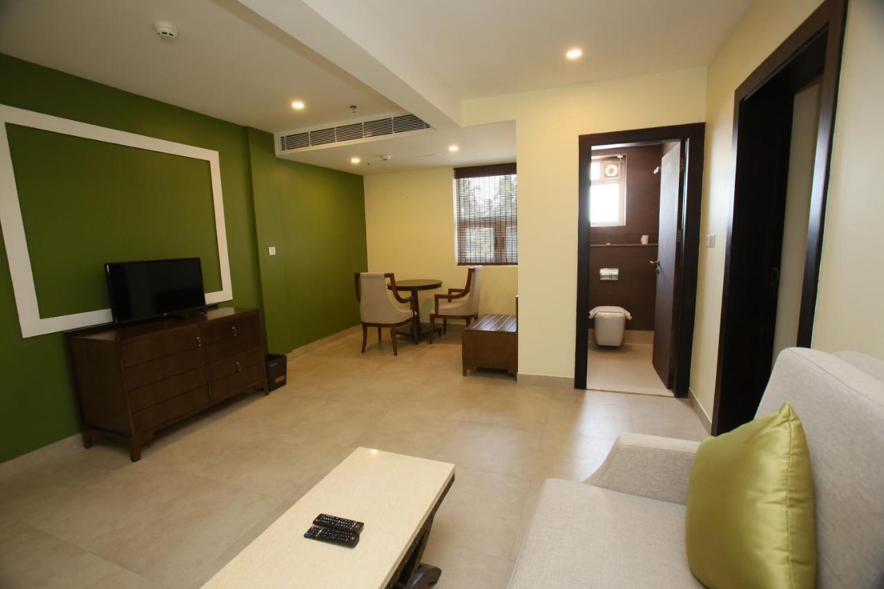 Vivin Luxury Suites Thiruvananthapuram Exterior foto